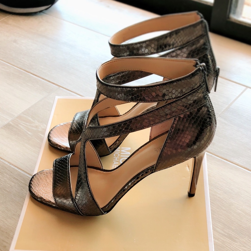 Michael Kors Harlen Sandal Metallic Gunmetal